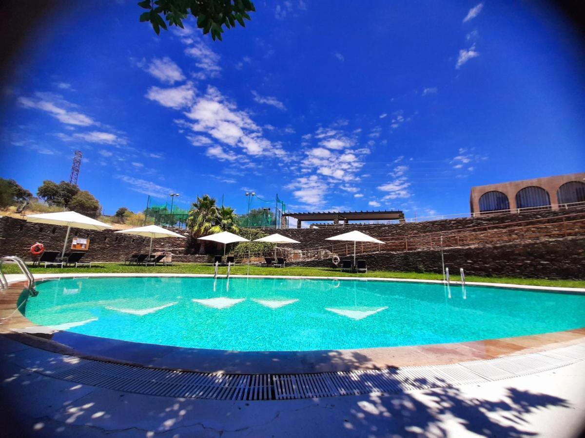 Hotel 4 Estrellas Conventual De Alcantara מראה חיצוני תמונה