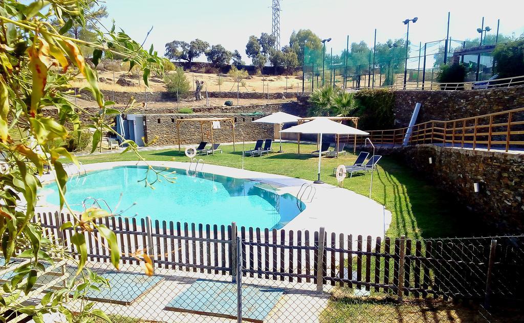 Hotel 4 Estrellas Conventual De Alcantara מראה חיצוני תמונה