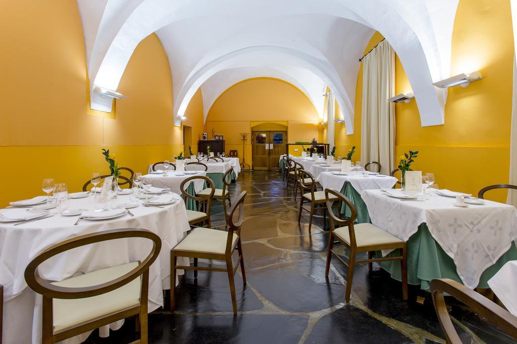 Hotel 4 Estrellas Conventual De Alcantara מראה חיצוני תמונה