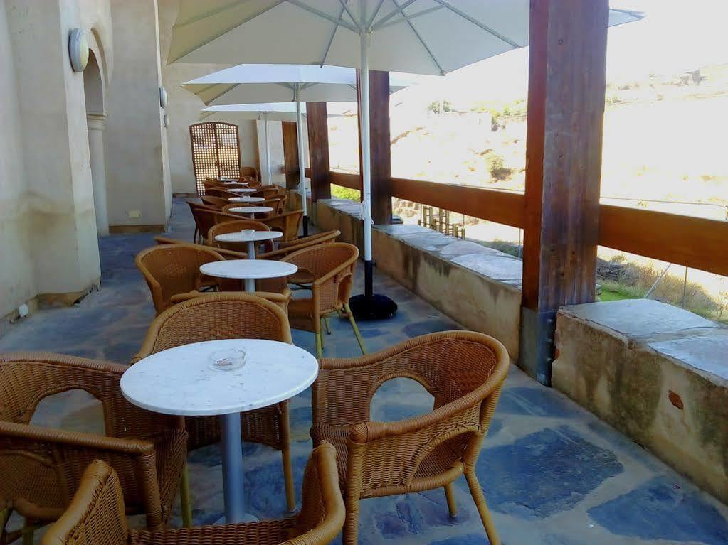 Hotel 4 Estrellas Conventual De Alcantara מראה חיצוני תמונה