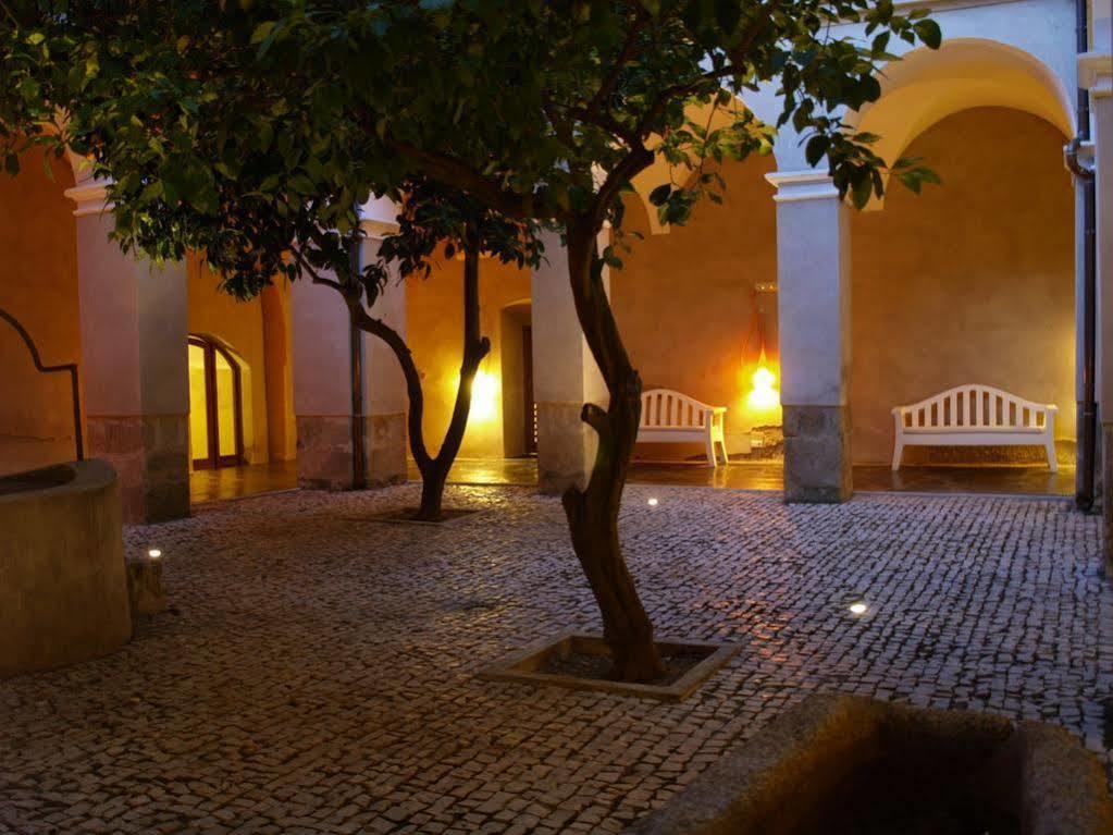 Hotel 4 Estrellas Conventual De Alcantara מראה חיצוני תמונה